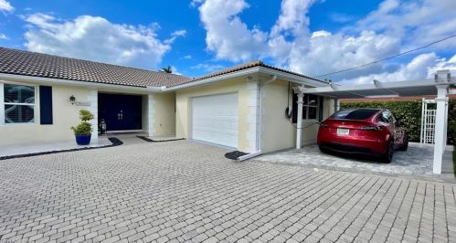 2120 Sandpiper St, Naples FL 34102-1505 exterior