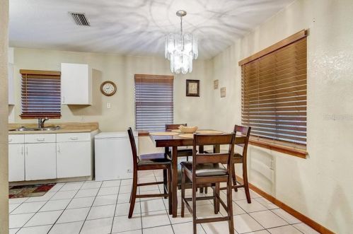 3101 Gordon Ct, Tampa FL 33619-1833 exterior