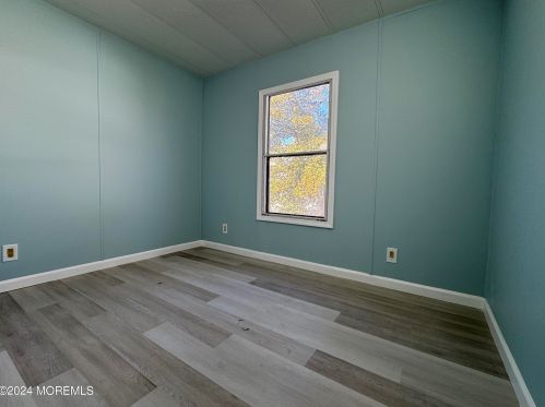 42 Antonia Dr, Jackson Twp NJ 08527-3106 exterior