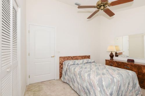 325 Tuscany Ct, Fort Pierce FL 34986-1731 exterior