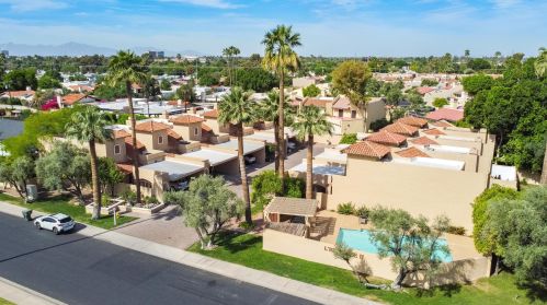 5830 12th Pl, Phoenix AZ  85014-2300 exterior