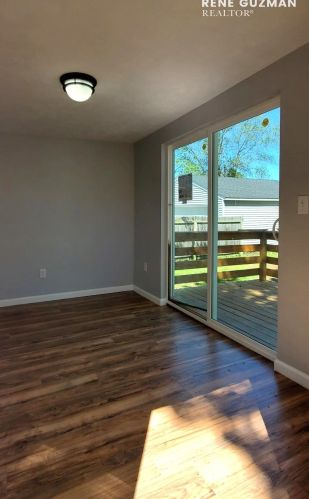 859 Aldon St, Wyoming MI exterior