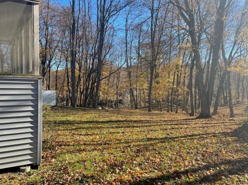 15 Needle Ln, Poughkeepsie NY 12603-4814 exterior