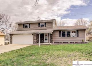 1009 Grey Fawn Dr, Omaha NE  68154-3509 exterior