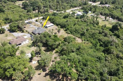 4110 18 Ave, Naples FL 34120-6308 exterior