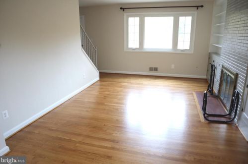 1909 Forest Dale Dr, Silver Spring MD  20903-1527 exterior