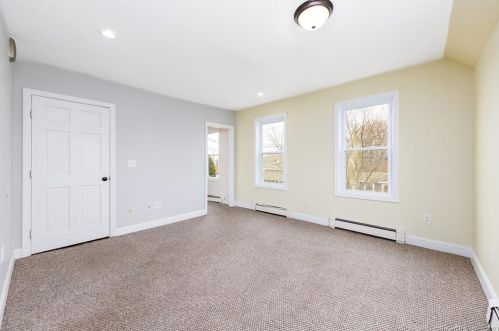 20 Mechanic St, Killingly CT 06239-1919 exterior