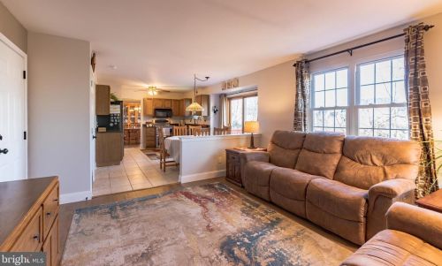 107 Bayberry Dr, Limerick PA 19468-1240 exterior