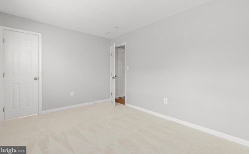 5124 Knapp Pl, Alexandria VA 22304-8637 exterior