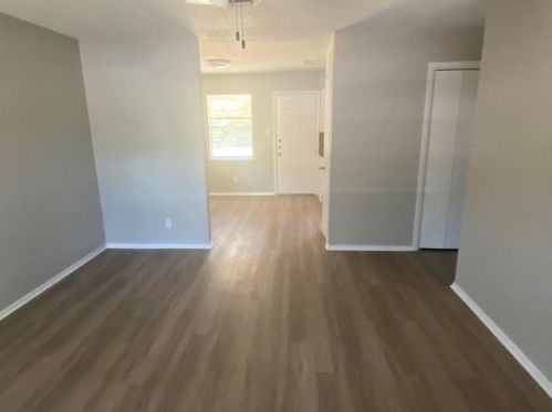 1006 Audrey Ct, Austin TX  78704-6907 exterior