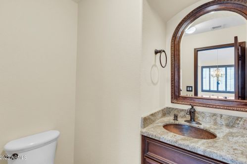 14280 12 Pl, Phoenix AZ 85014-5105 exterior