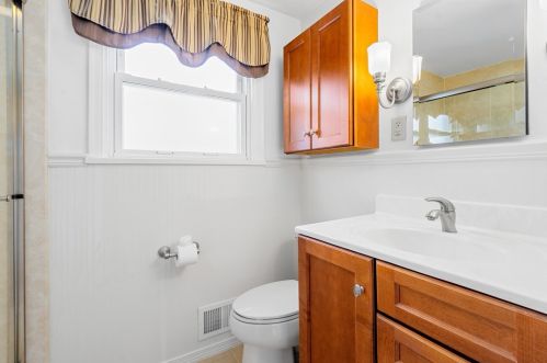 57 Locksley Dr, Pittsburgh PA  15235-5117 exterior