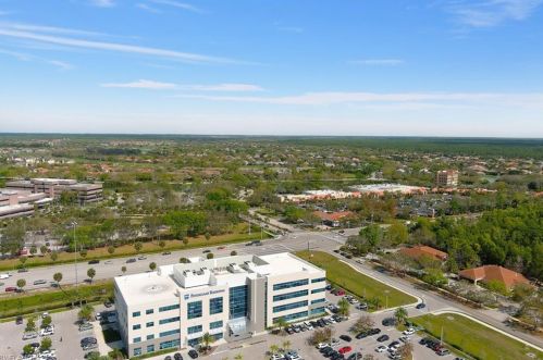 6210 Napa Wood Way, Naples FL 34116-3866 exterior