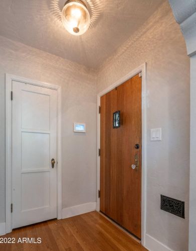 1815 11 Ave, Phoenix AZ 85021-4415 exterior