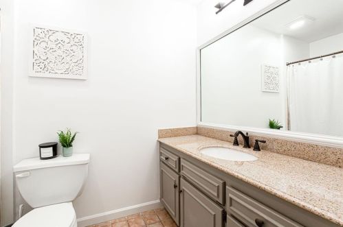 8895 Carroll Mnr Dr, Atlanta GA 30350-2013 exterior