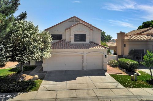 2158 Peninsula Cir, Chandler AZ  85248-3526 exterior