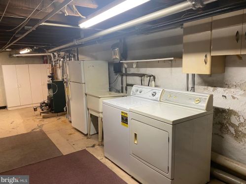 814 Dickinson St, Philadelphia PA 19147-6213 exterior