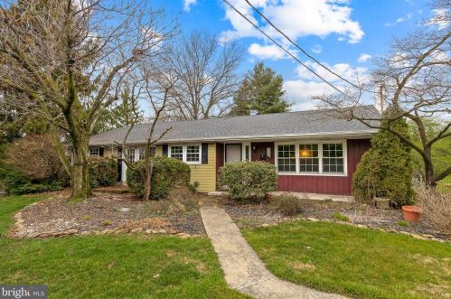 3011 Marietta Ave, Lancaster, PA 17601-1321