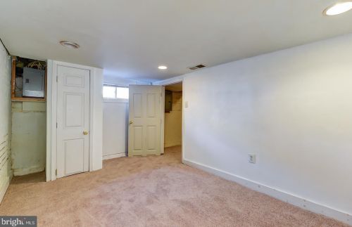 1647 Kramer St, Washington DC  20002-4558 exterior