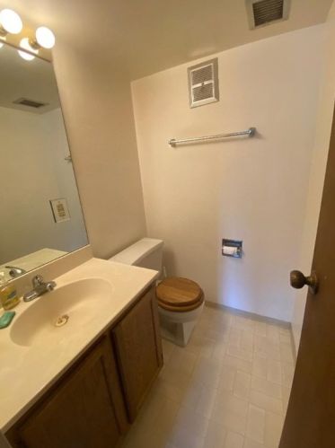 1332 Frst Grn Dr, Moon Twp PA 15108-2700 exterior