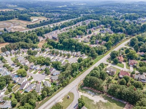 2507 Albion Farm Way, Duluth GA 30097-7623 exterior