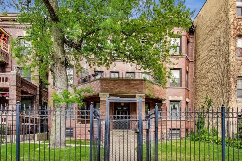 5909 Winthrop Ave, Chicago, IL 60660-3571