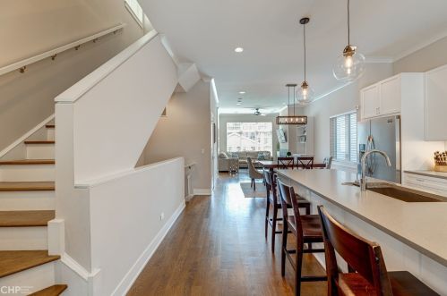 4907 Dakin St, Chicago IL 60641-2607 exterior