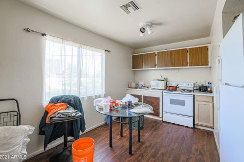 1110 10 St, Phoenix AZ 85086-7425 exterior