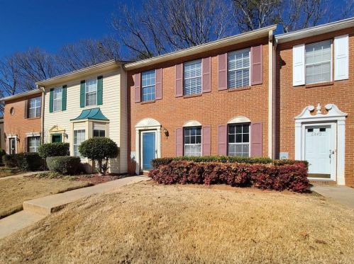 6451 Wedgeview Dr, Tucker GA  30084-8700 exterior