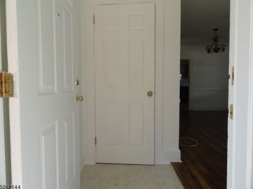 32 Mawhinney Ave, Paterson, NJ 07506-1209