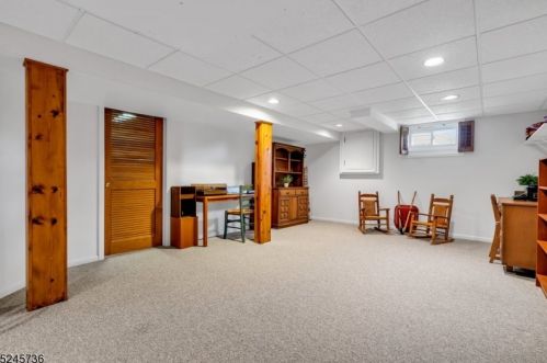 1395 Croyden Rd, Bridgewater NJ 08807-1310 exterior