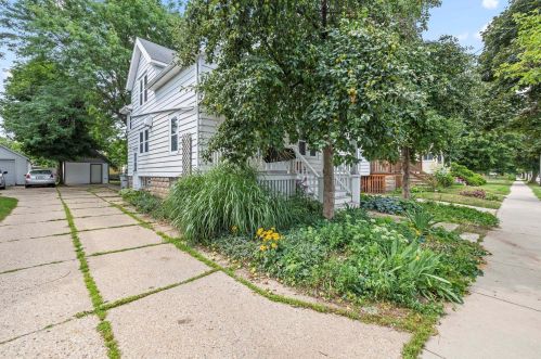 1727 Morgan Ave, Milwaukee, WI 53207-3658