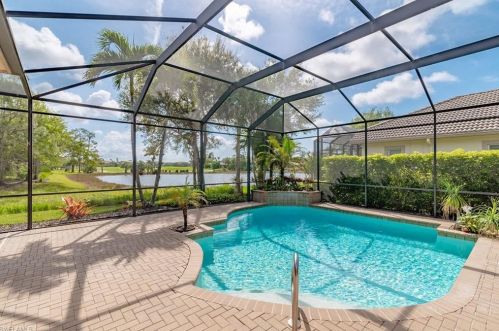 7638 Mulberry Ln, Naples FL 34114-9439 exterior