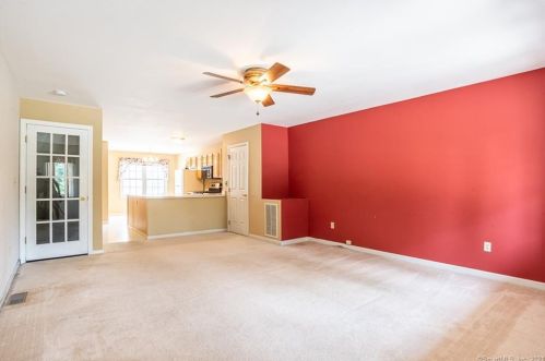 24 East Ct, Derby, CT 06418-2640