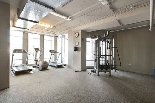 437 Division St, Chicago IL  60610-1712 exterior