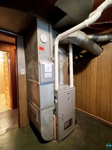 5189 Arrowhead Rd, Duluth MN 55803-2403 exterior