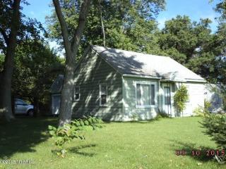 7840 Lovers Ln, Kalamazoo MI  49002-4444 exterior