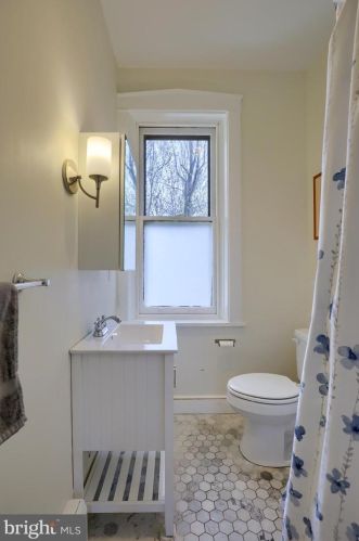 111 Lime St, Lancaster PA 17602-3638 exterior