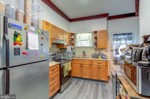 47 7 St, Darby PA 19023-2432 exterior