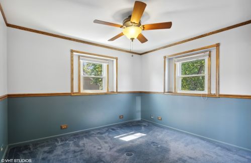 224 Highland Ave, Elmhurst IL 60126-2557 exterior