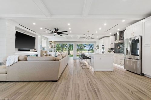 740 Cherry Blossom Ct, Naples FL 34120-1493 exterior