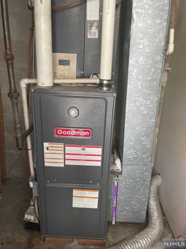 74 Grant Ave, Dumont NJ 07628-1606 exterior