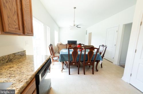 280 Kentshire Dr, Lancaster PA 17603-8851 exterior