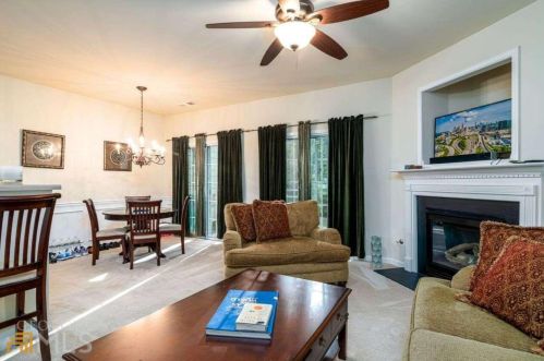 2753 Keystone Ave, Lithonia GA exterior