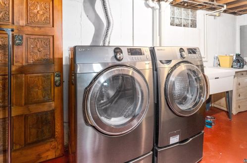 1515 Fern Ave, Duluth MN 55805-1133 exterior