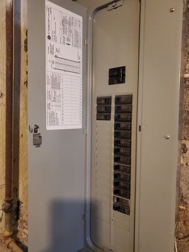 7222 Marshfield Ave, Chicago IL 60636-3809 exterior