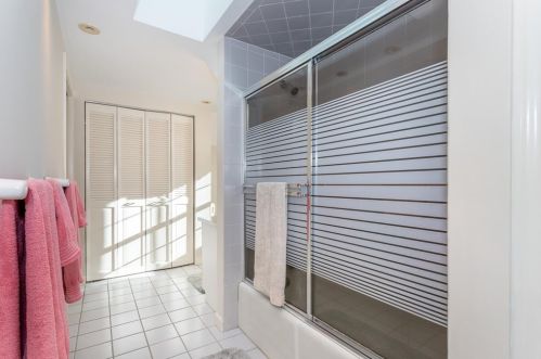 595 Randolph St, Canton MA 02021-1321 exterior