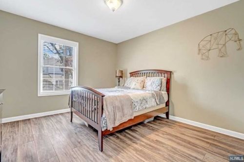 5 Sunset St, Dumont NJ 07628-1506 exterior