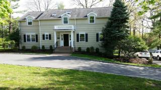 69 Hillside Ave, Livingston NJ  07039-1109 exterior