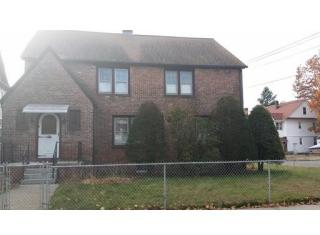 110 Melha Ave, Springfield MA  01104-1815 exterior